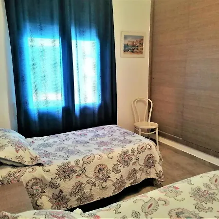 En 5-6 Personas, 2ª Linea De Playa, Terraza, Parking, Sin Mascotas, Sabanas Incluidas - Es-258-41 * Roses