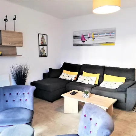 Apartment En 5-6 Personas, 2ª Linea De Playa, Terraza, Parking, Sin Mascotas, Sabanas Incluidas - Es-258-41